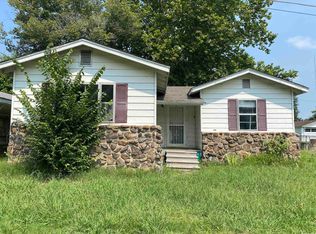 404 E 3rd St, Garner, AR 72052