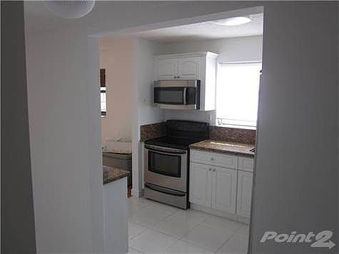 2nd image of 950 Euclid Ave APT 212