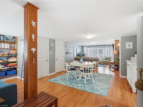 5th image of 735 Sandy Bay Rd