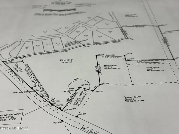 8694 Number 5 School Road NW, Ash, NC 28420