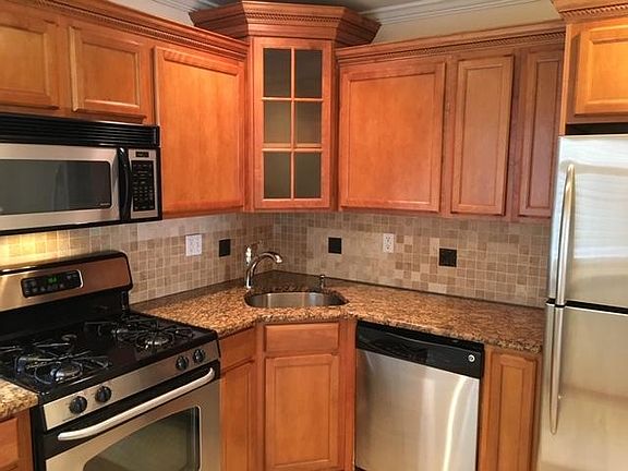 5th image of 1713 Wylie St