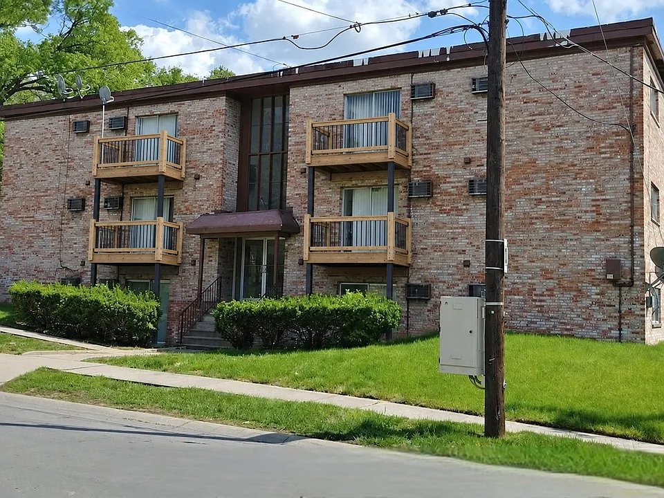 1201 Franklin Ave #12