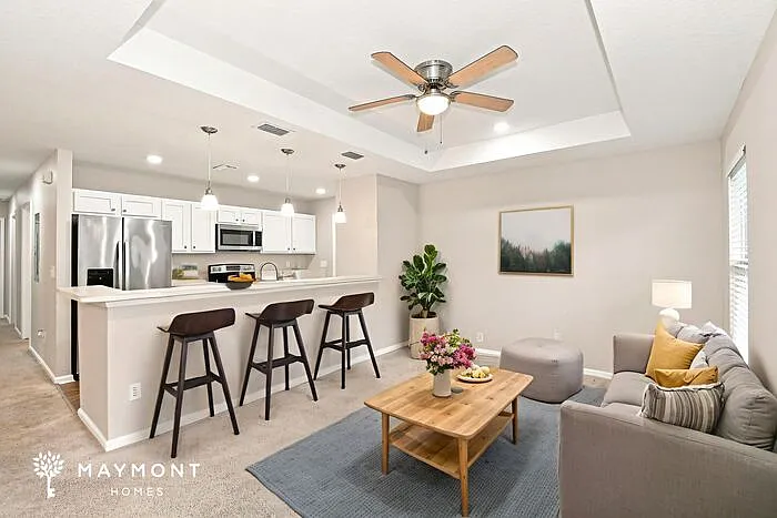 3 bed, 2.0 bath, 1112 sqft, $1,425 — Photo 4
