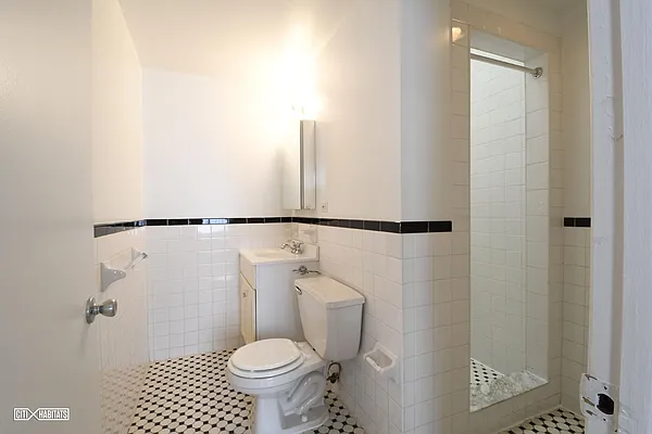 Rented by Citi Habitats | media 30