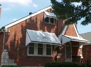 9332 Rambler Dr, Saint Louis, MO 63123