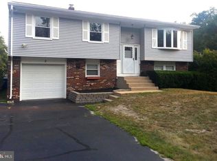 2 Cherokee Dr, Browns Mills, NJ 08015