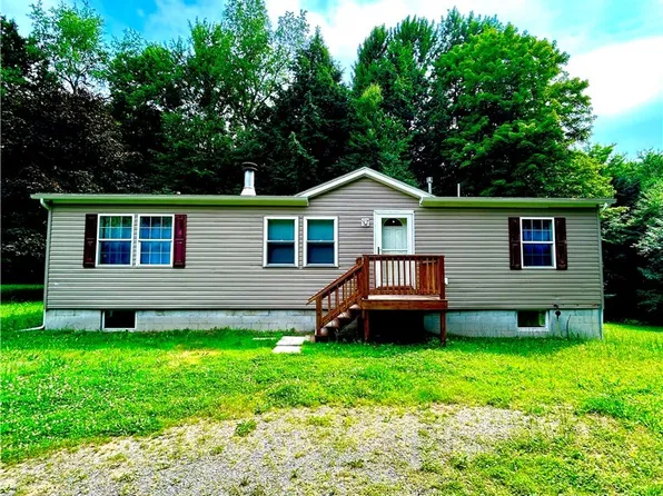 397 French St, Parish, NY 13131