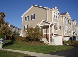 2333 Hudson Cir, Aurora, IL 60502