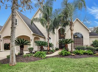 7322 Timberlake Dr, Sugar Land, TX 77479