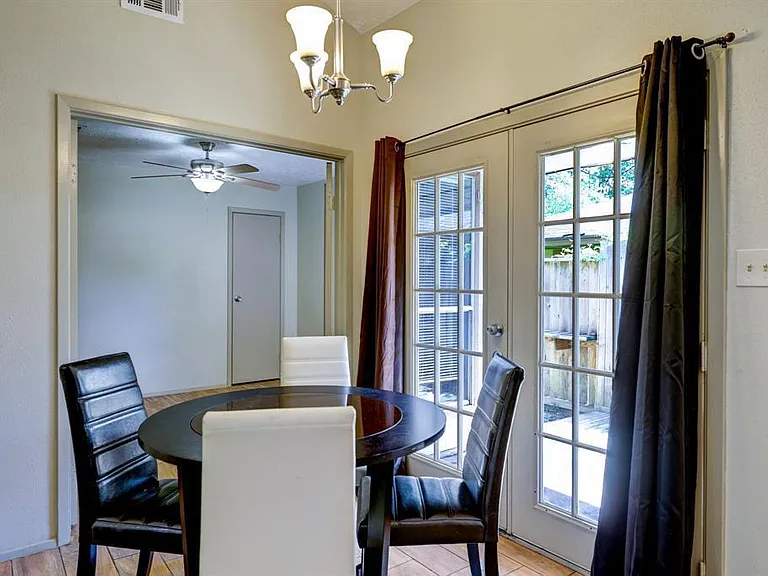 3110 Trembling Creek Cir — Photo 4