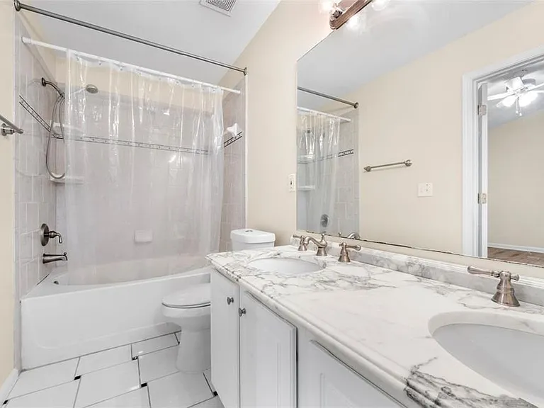 3944 Howell Park Rd — Photo 24