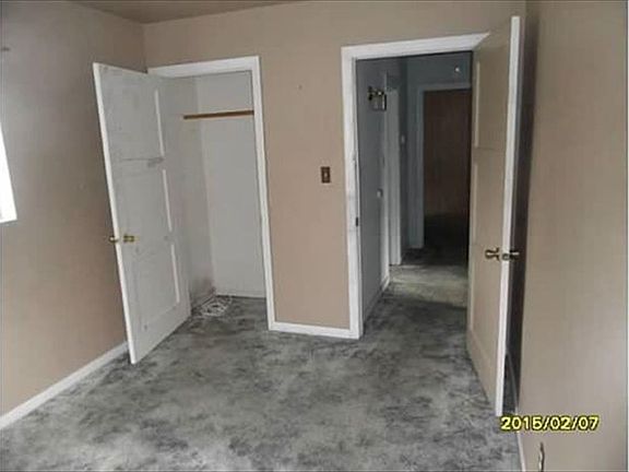 5th image of 451 Eleanor Ave