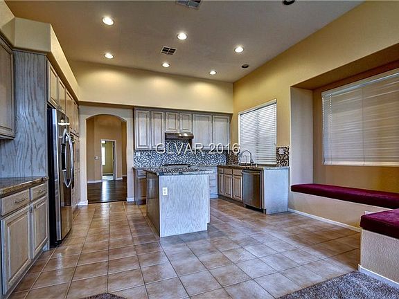 5th image of 8586 Lambert Dr