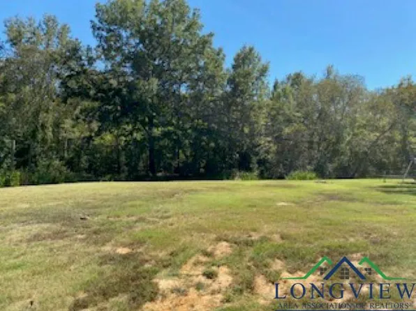 4138 Cypress Village Rd, Karnack, TX 75661