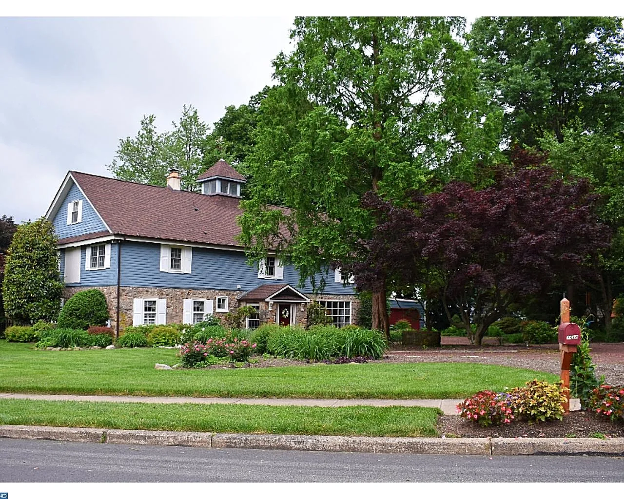 1412 Garrison Dr photo 1