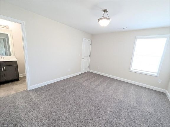 4th image of 677 Palomino Mustang Dr #660