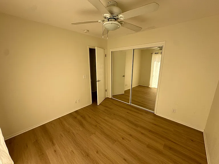 362 Rossmore Dr #DOWNSTAIRS — Photo 8