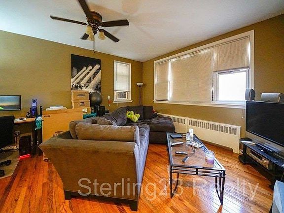 4th image of 2386 23rd St APT 1