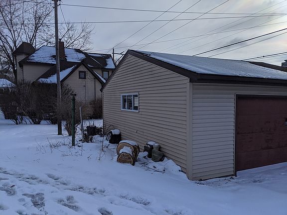 3rd image of 337 Bucklin St