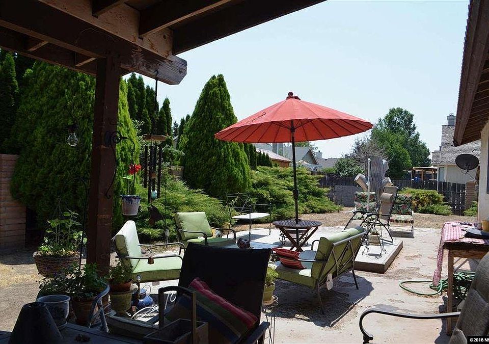 2nd image of 1733 Westwood Dr