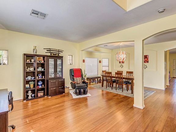 4th image of 2442 S 86th Ln