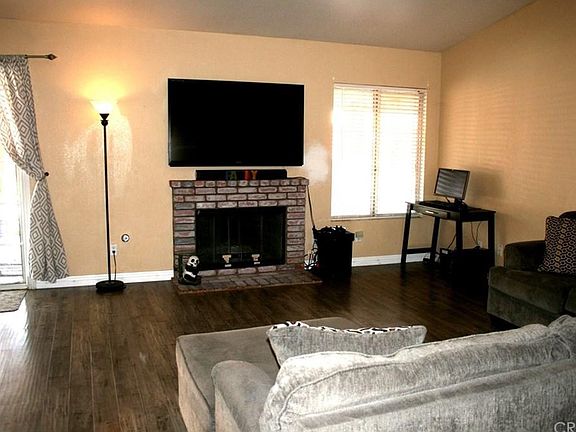 4th image of 4021 Triton Dr