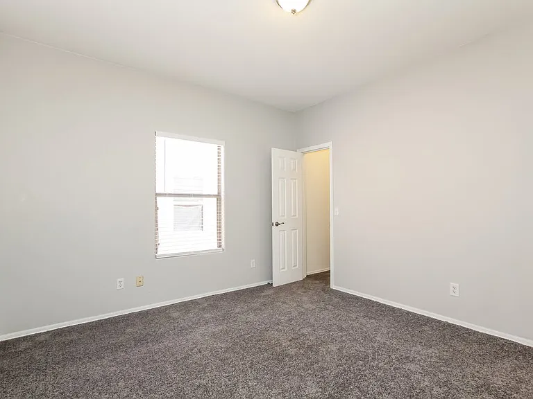 6622 W Riva Rd — Photo 10