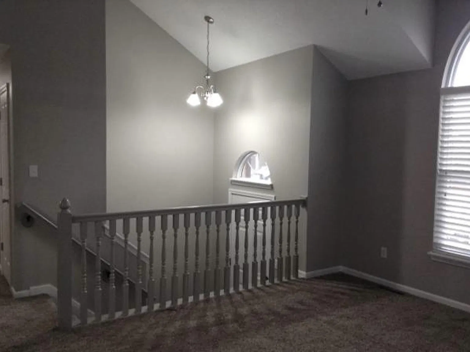 3 bed, 2.5 bath, 1541 sqft, $2,100 — Photo 2