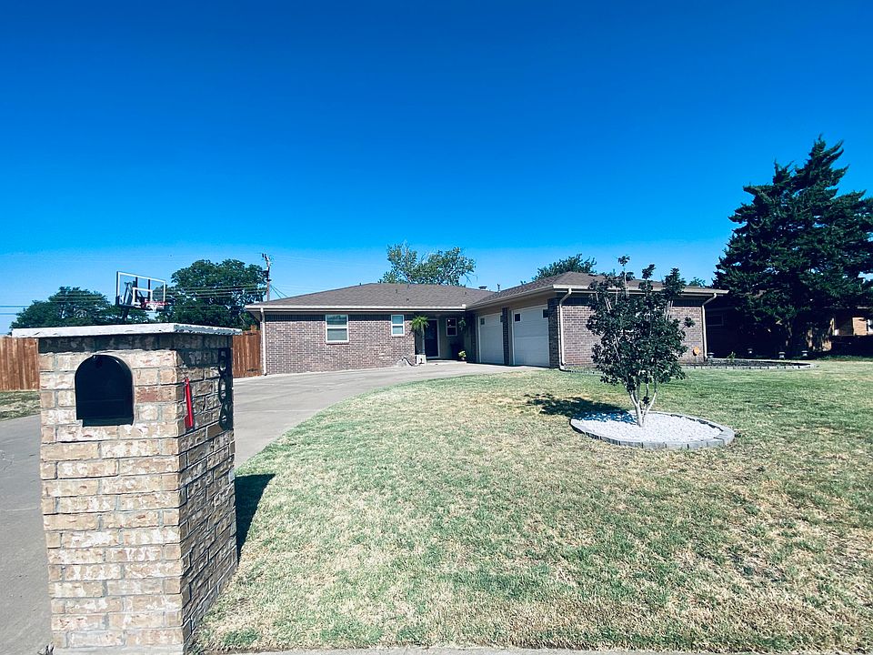 506 Mills Ave, Dumas, TX 79029 Zillow