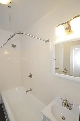 Rented by Buchbinder & Warren | media 10