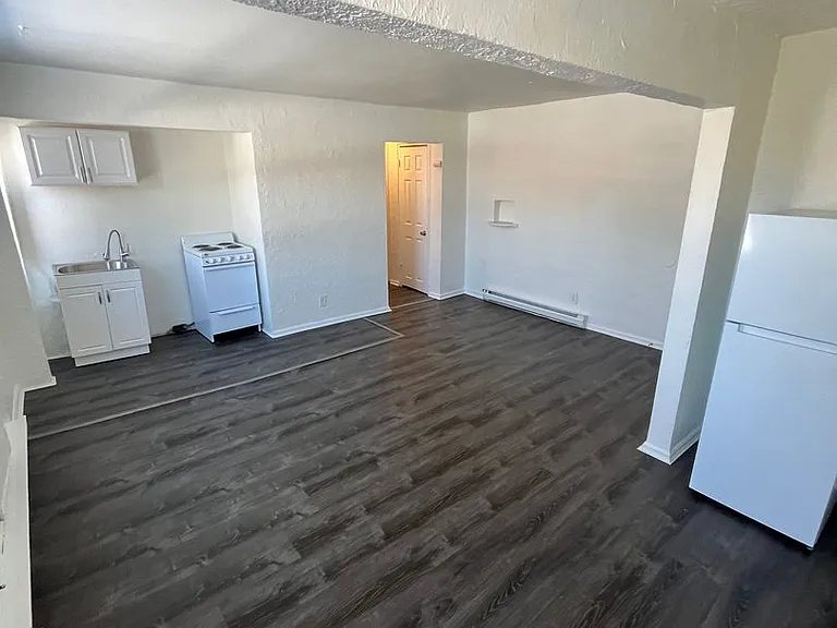 4056 Reading Rd — Photo 15