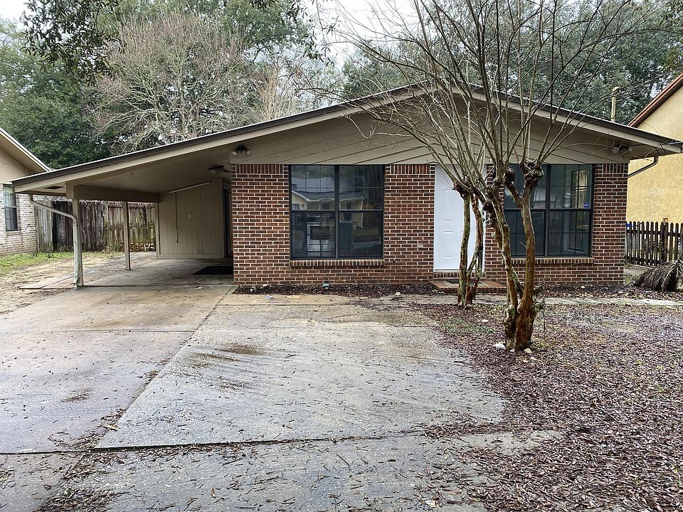 1st image of 1918 Quince Ave