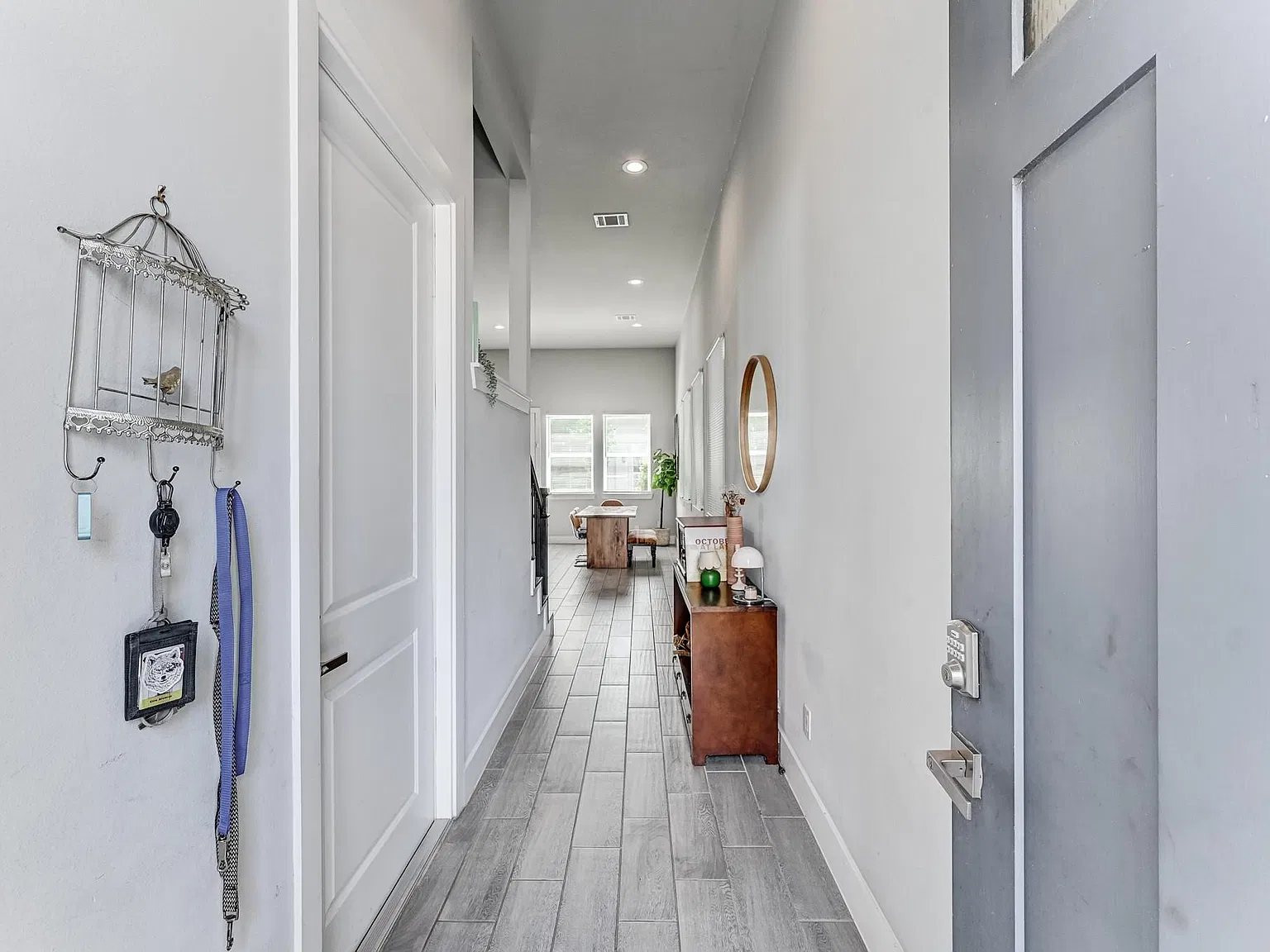3 bed, 2.5 bath, 1856 sqft, $2,250 — Photo 4