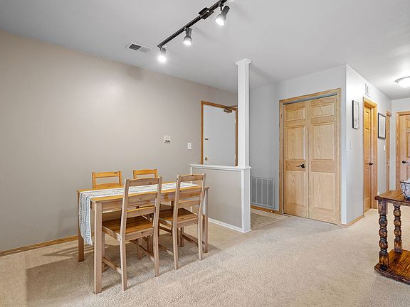 5th image of 9162 Clairmont Ct #125