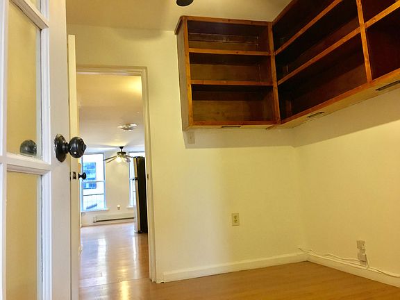 3rd image of 63 Montrose Ave APT 3R