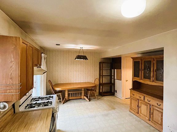 5th image of 8412 Fuerte Ct #135