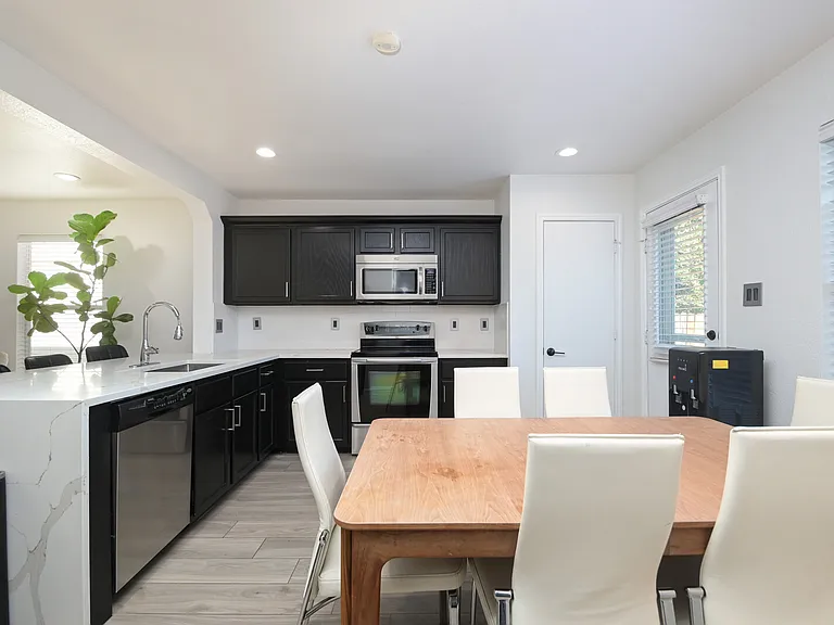 5822 Armstrong Wl — Photo 19