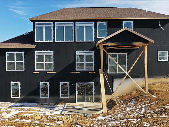 5th image of 527 Beveridge Ct