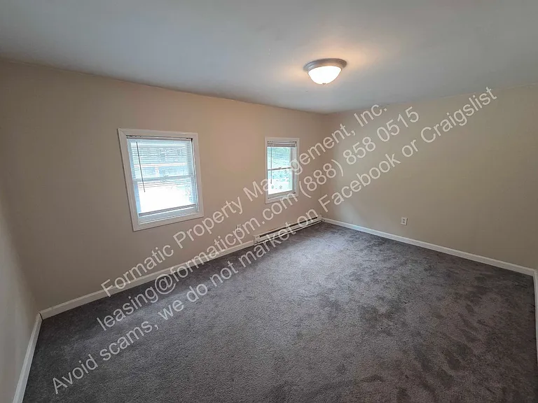 694 W 8th St #1 — Photo 5