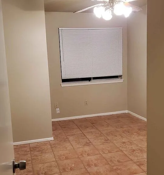 15305 Corsair Rd — Photo 14