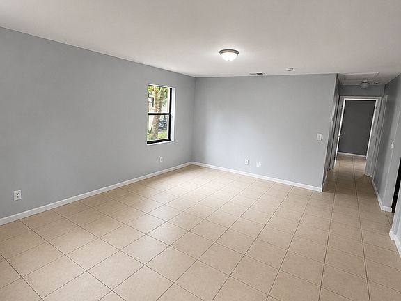 4th image of 38214 7th Ave