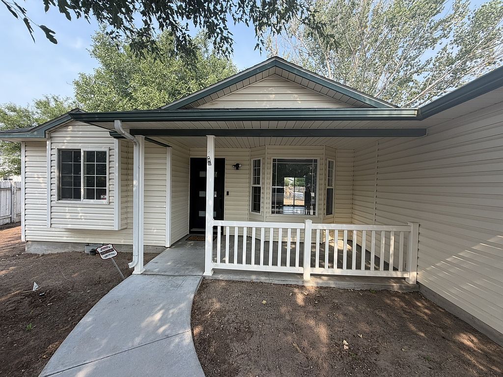 526 Lost Basin Ct - Property Image