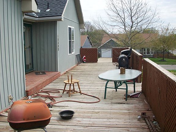 4th image of 10300 W 49th St
