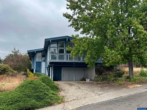 3417 Champlain Ct NW, Salem, OR 97304