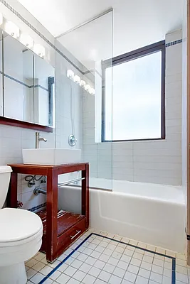 Sold by LG Fairmont Group | media 5