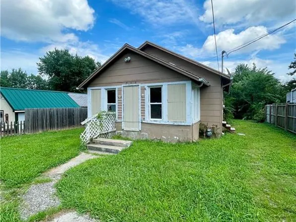 705 N Emery St, Independence, MO 64050