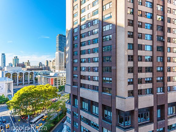 3rd image of 30 W 63rd St APT 15O