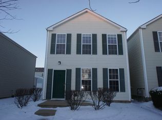 926 Symphony Dr, Aurora, IL 60504