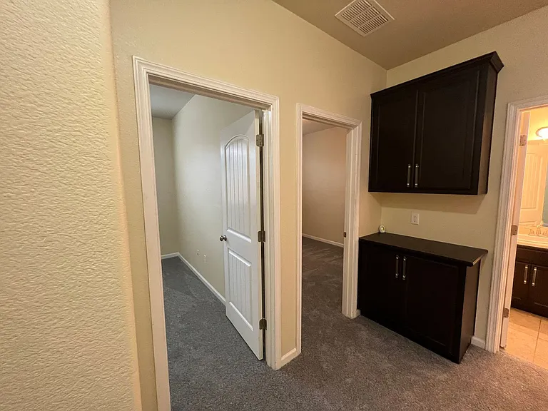 1484 Rock Springs Ave — Photo 7