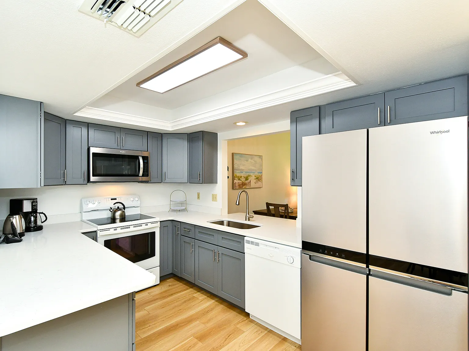 2 bed, 1353 sqft, $2,500 — Photo 4